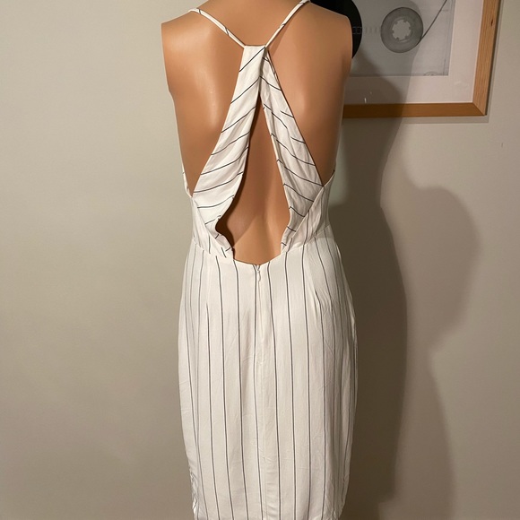 Bec & Bridge white pin striped dress size 8 ♠️ - Picture 6 of 6